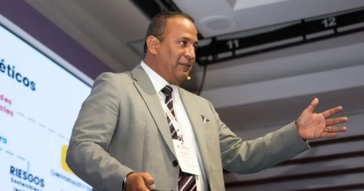 Carlo De Los Santos La Serna asume como nuevo jefe del Gabinete del Ministerio del Interior