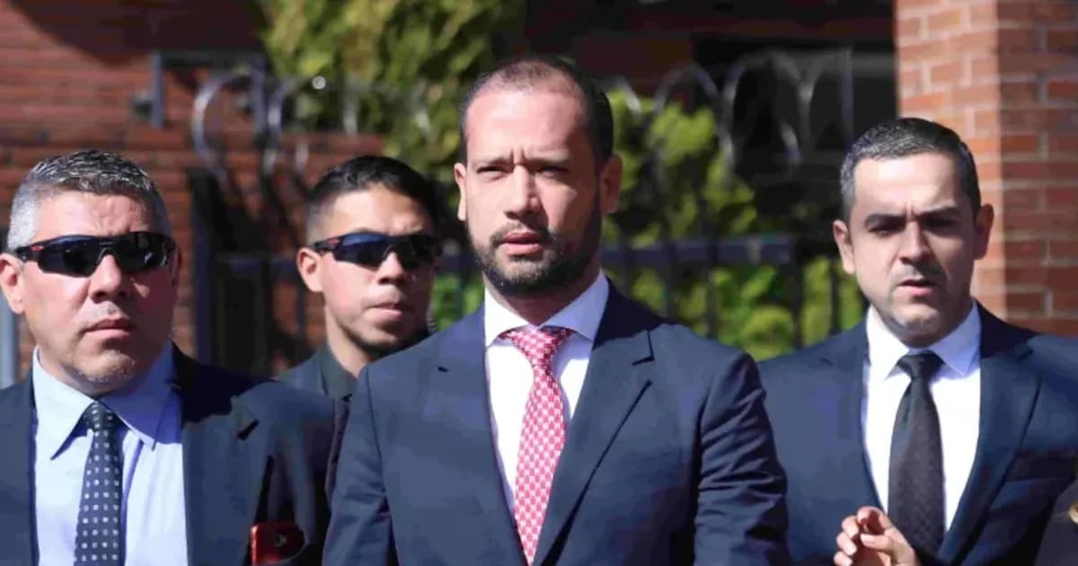 Aumentan pena a Diego Cadena por soborno a testigos: más de 8 años de prisión domiciliaria