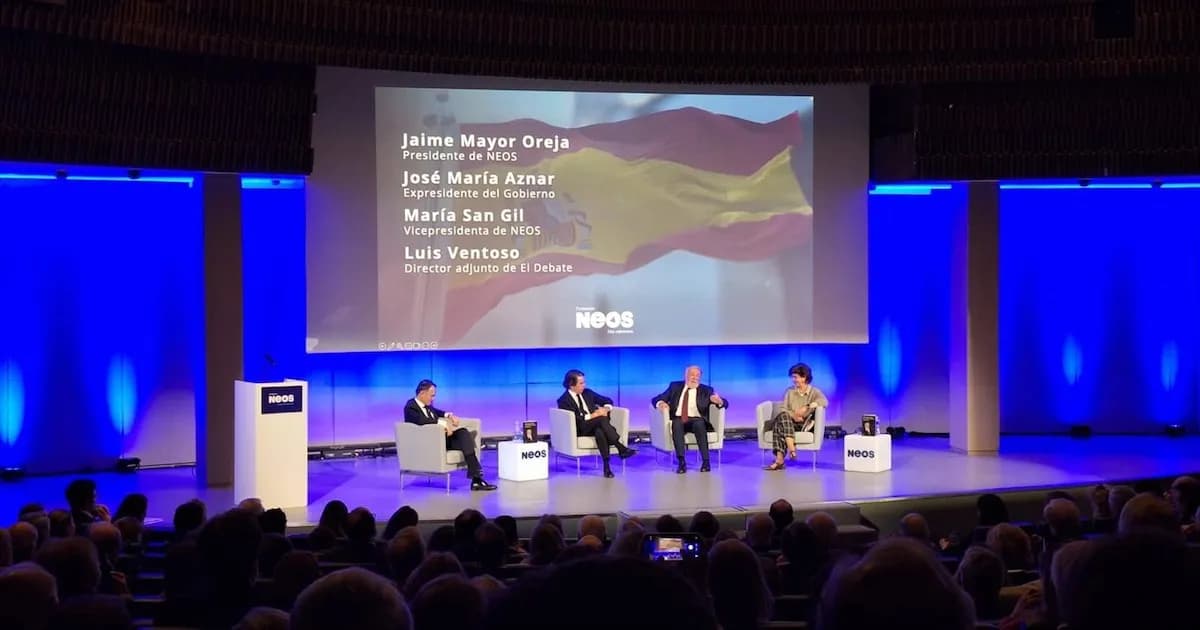 Aznar advierte sobre el futuro del sistema constitucional en las próximas elecciones