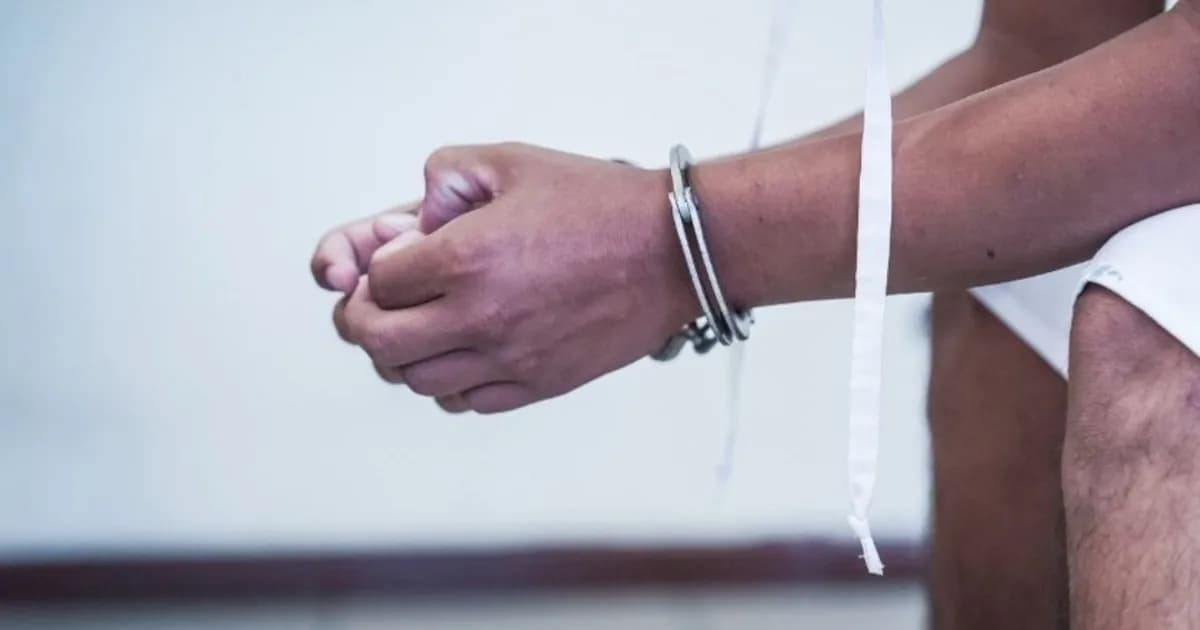 Justicia salvadoreña procesa a nicaragüense por tráfico de personas