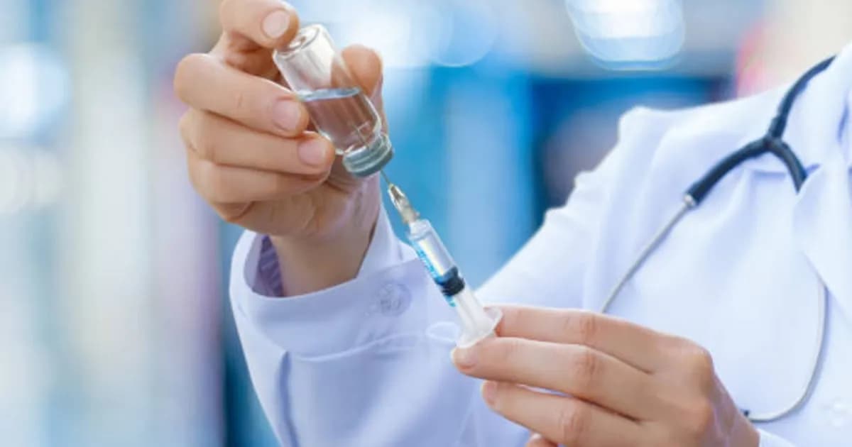 México refuerza su capacidad de producción de vacunas con nuevo acuerdo con Pfizer