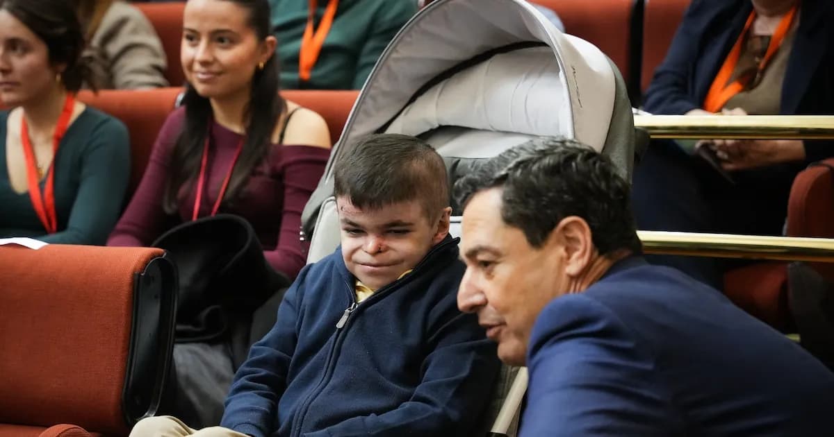 Andalucía cubrirá el tratamiento de la enfermedad de piel de mariposa para 45 pacientes