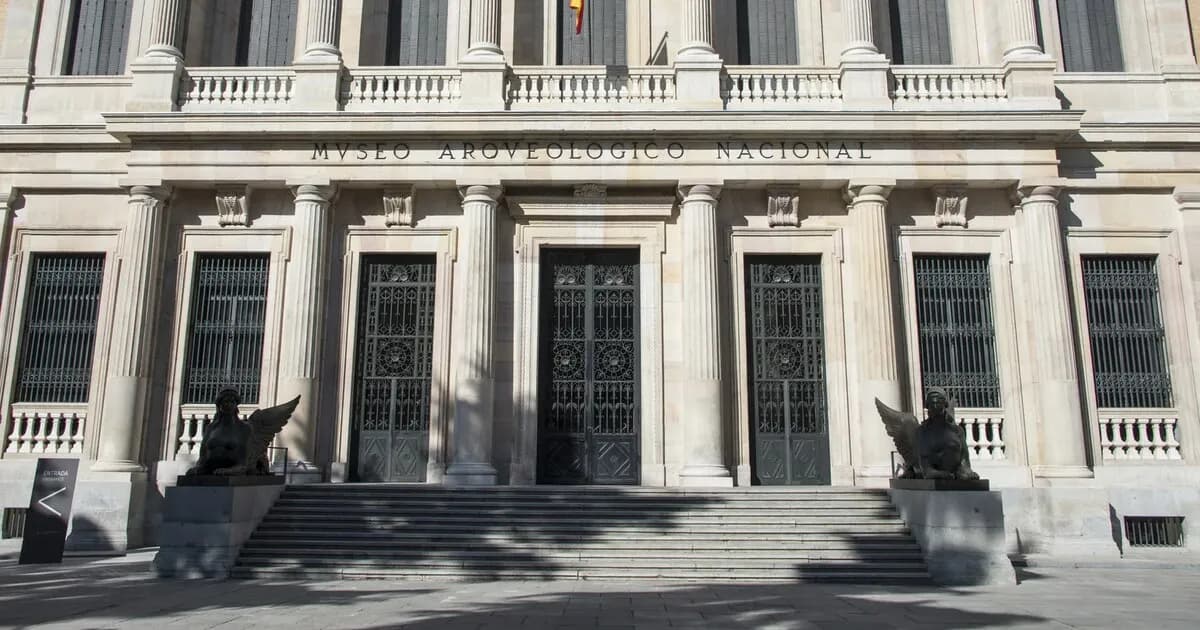 Descubren una vasija romana de más de 2.000 años en Blanes, España