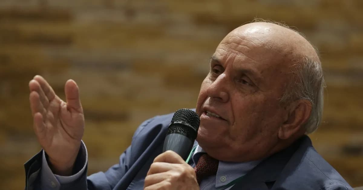 Maurice Armitage se retira de la contienda presidencial en Colombia