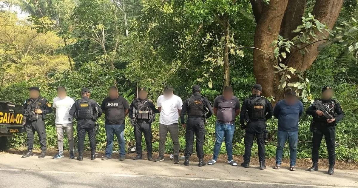Guatemala: cinco detenidos y 65 paquetes de cocaína incautados en Morales