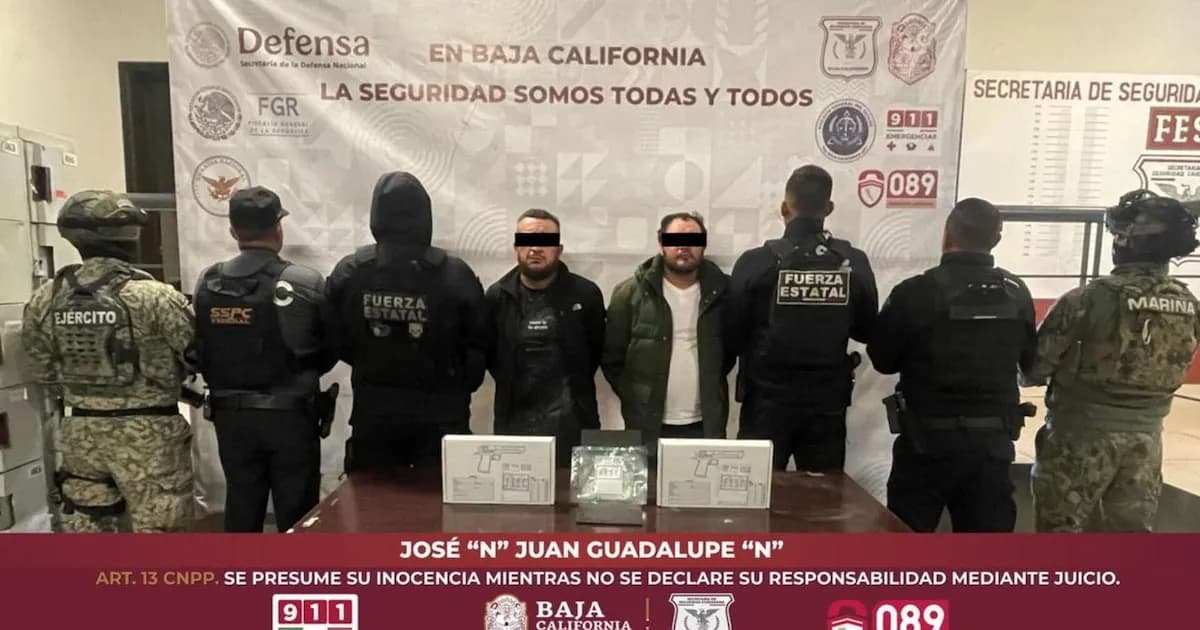 Detienen en Baja California a dos sospechosos con fentanilo y armas tras persecución