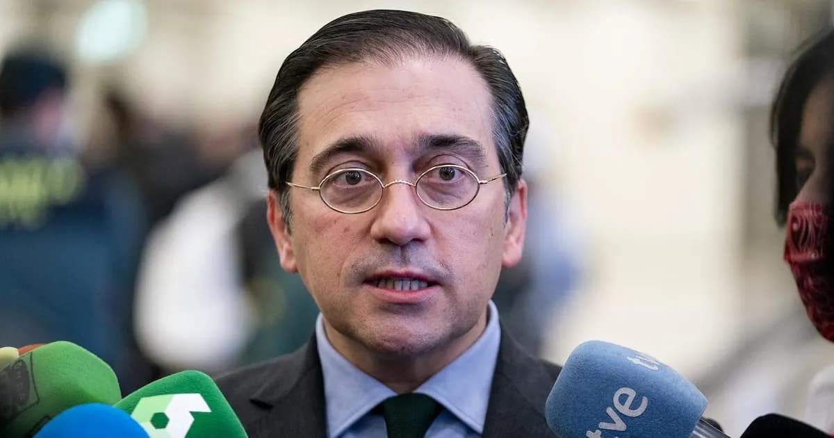 El euskera se convertirá en lengua oficial de la UE, asegura el ministro Albares