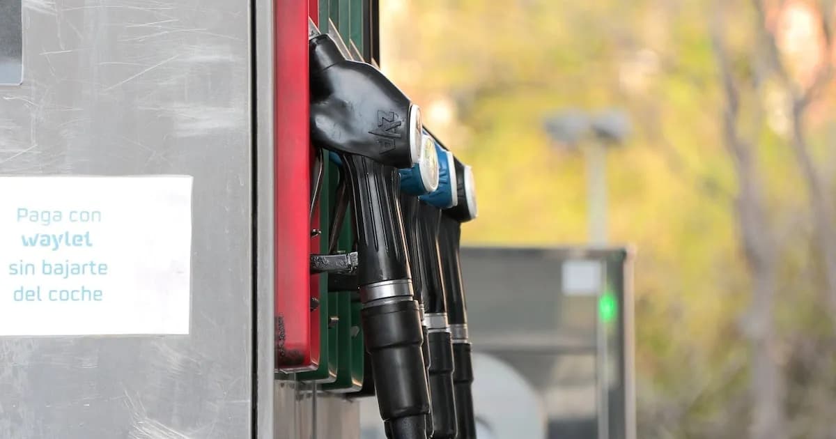 Gasolineros critican la falta de acción del Gobierno ante caída en la demanda de combustibles