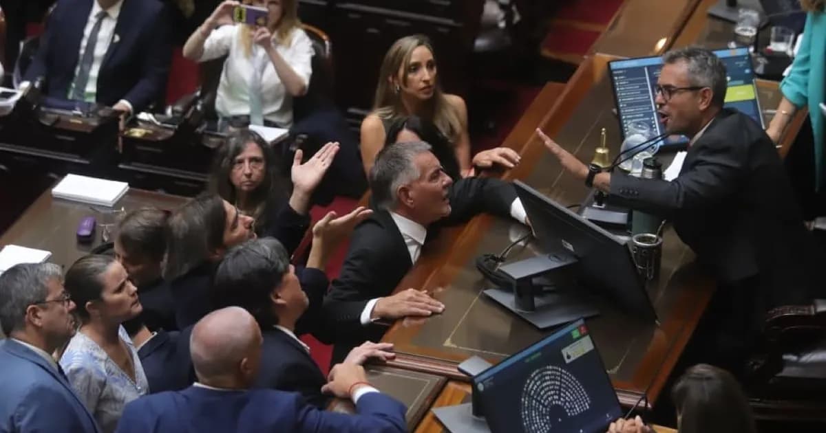 Conflicto por Comisiones en Diputados: Oficialismo y Peronismo en Tensión por el Control