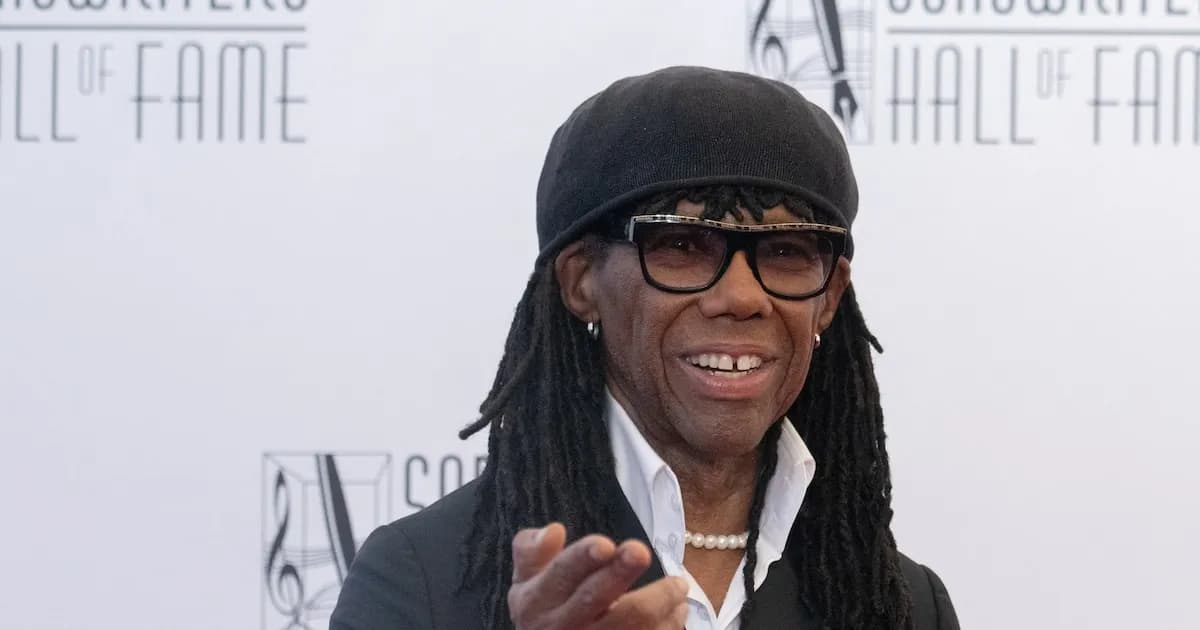 Nile Rodgers defiende la inclusión de Shakira en el Salón de la Fama del Rock