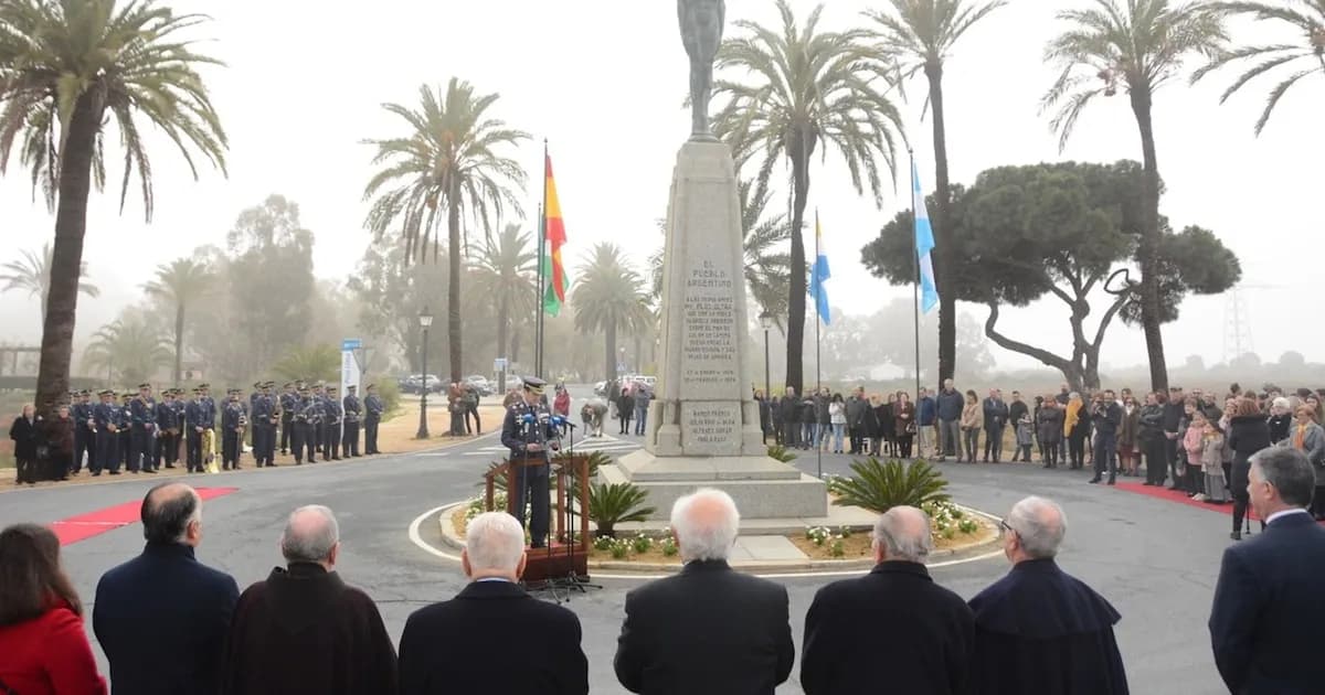 Palos de la Frontera celebra el centenario de Plus Ultra con la visita del rey Felipe VI