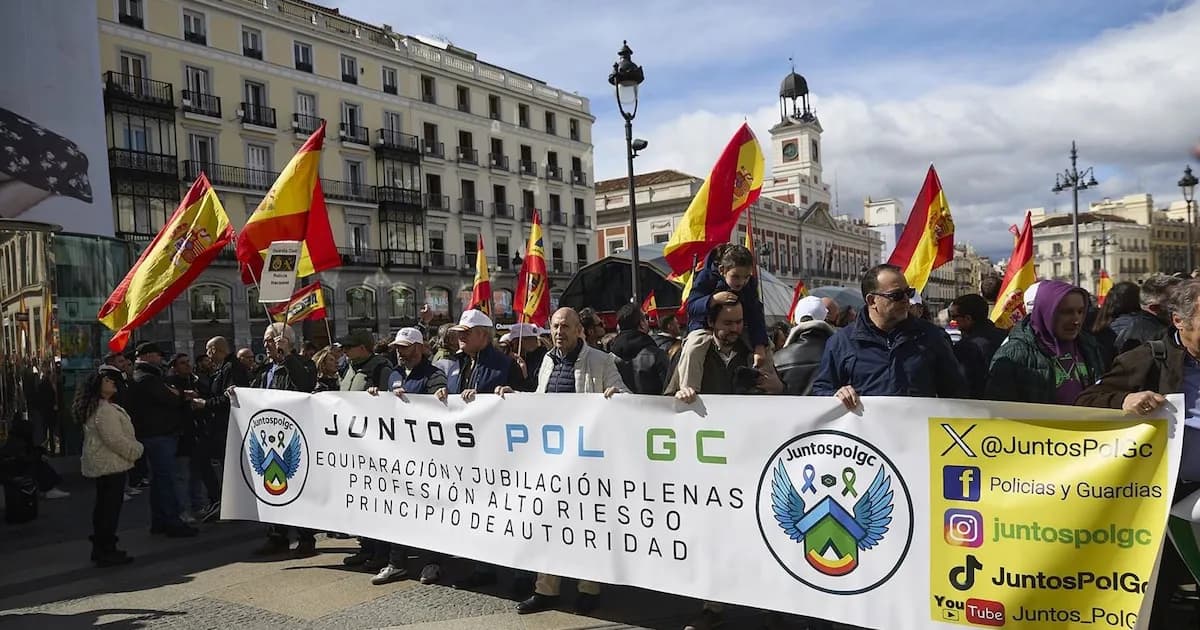 Policías y guardias civiles se movilizan en Madrid para exigir equiparación salarial y ser profesión de riesgo