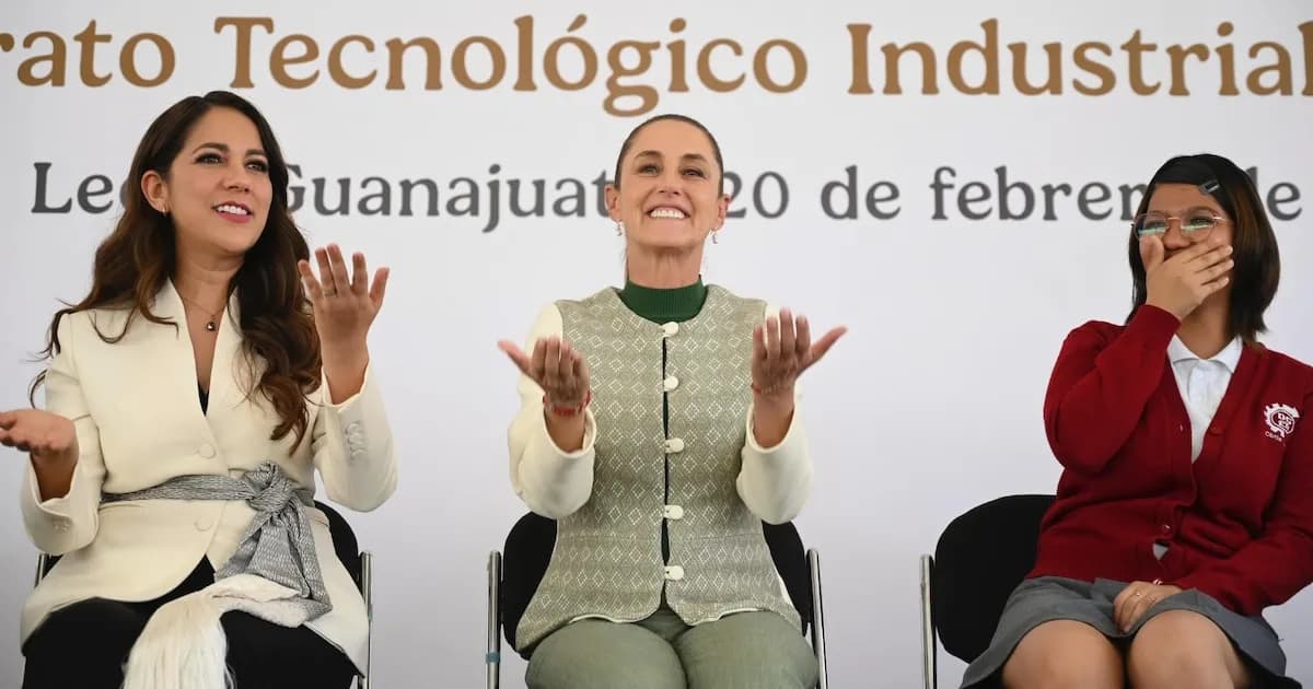 Estudiantes informan a Sheinbaum sobre falta de becas Benito Juárez en Guanajuato