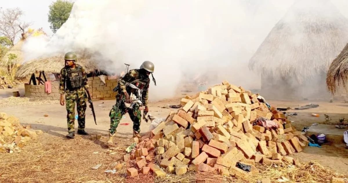 Violento ataque en Plateau deja al menos 20 muertos, incluidos 12 militares