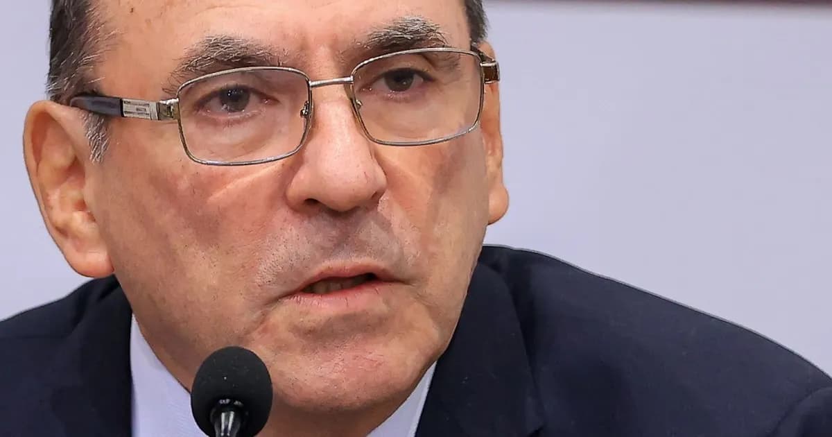 Ministro de Energía advierte que TGP podría perder su licencia por incumplimientos