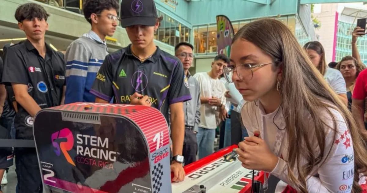 Más de 14.000 estudiantes de Costa Rica se suman a carreras STEAM a través de una competencia innovadora