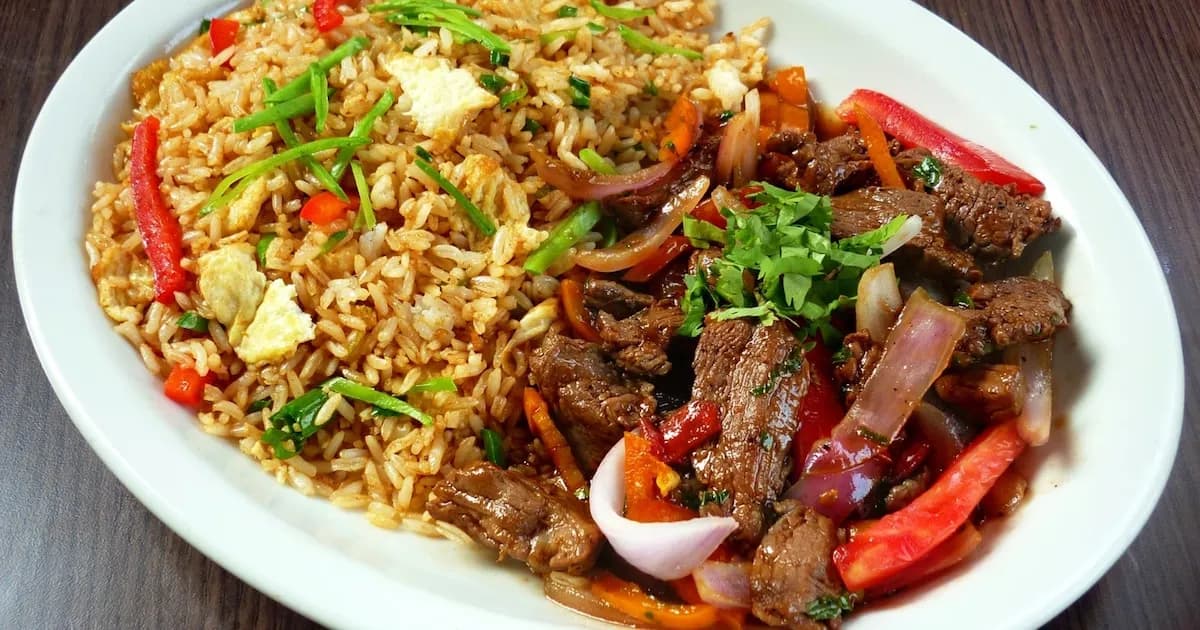 Crecimiento del 4,22% en restaurantes: impacto en comida rápida y bebidas