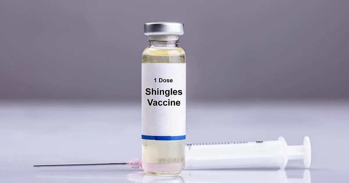 La vacuna contra el herpes zóster beneficia a pacientes con problemas cardíacos