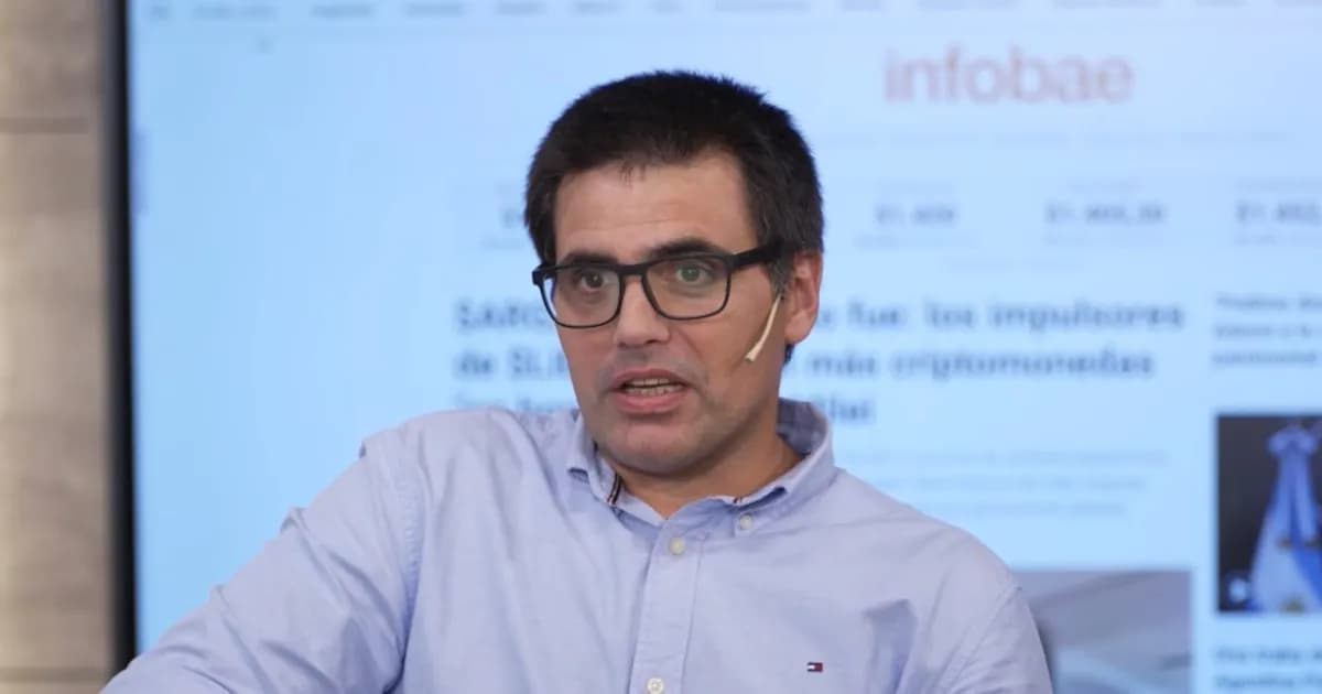 La economía argentina enfrenta un crecimiento sin empleo formal, según Gabriel Caamaño