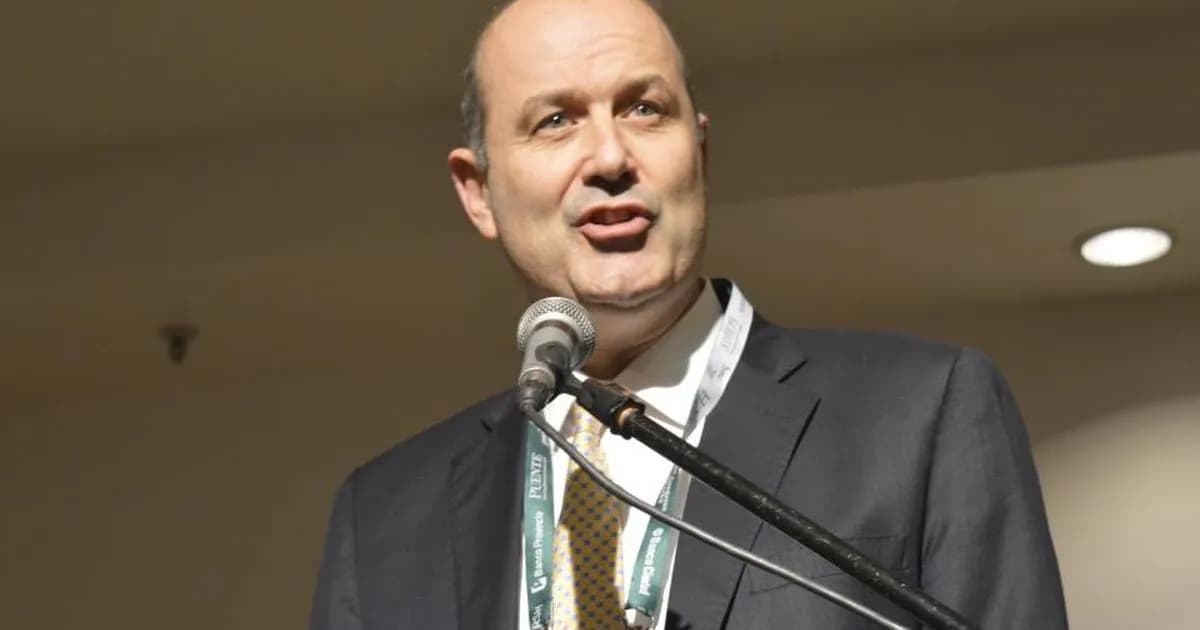 El Gobierno presenta la 'Ley Hojarasca' para simplificar el marco normativo