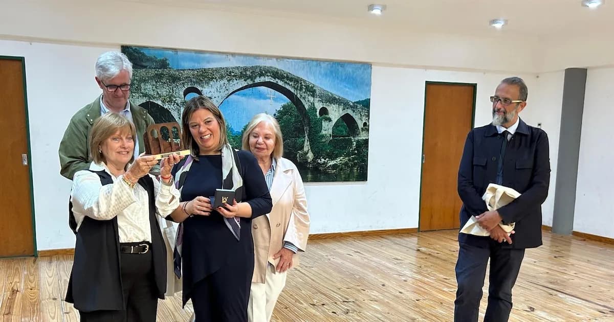 El Principado de Asturias apoya el colegio Centro Asturiano de Santa Fe para ofrecer títulos españoles