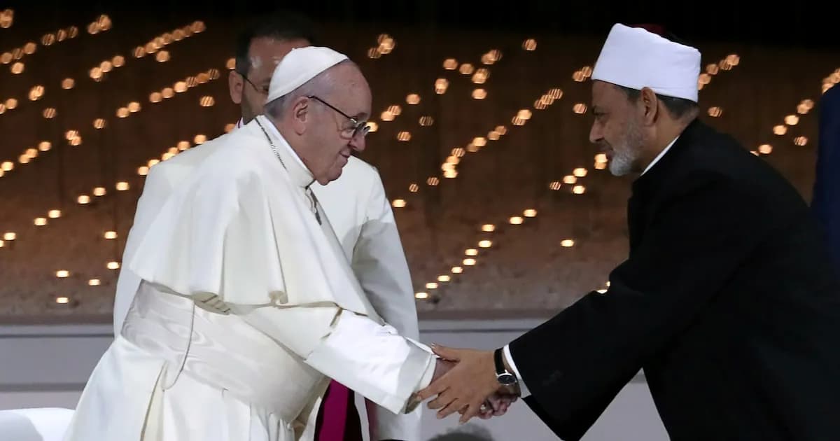El Papa llama a la paz en Medio Oriente y critica la violencia en nombre de la religión