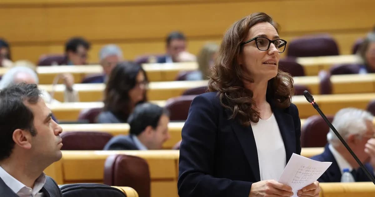 Mónica García denuncia que Madrid aviva el conflicto del Estatuto Marco en la sanidad