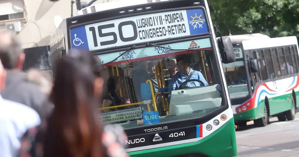 Recortes en Servicios de Colectivos del AMBA por Aumento del Gasoil