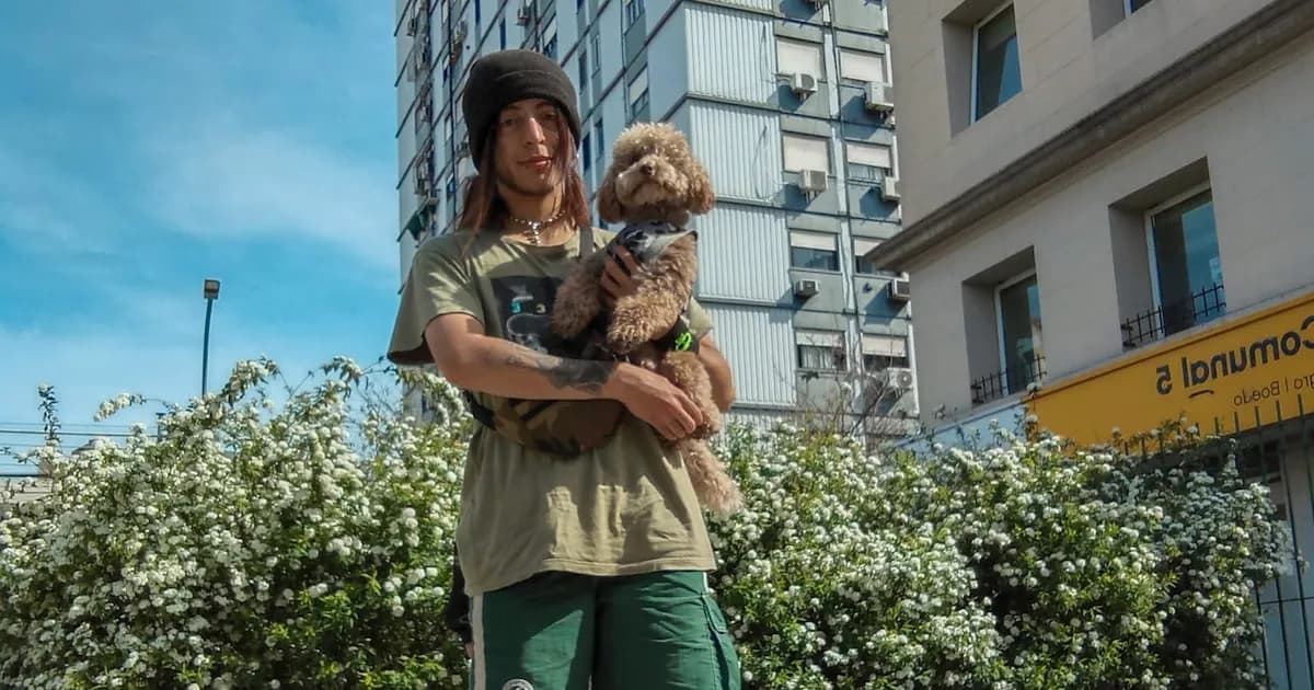 Liam y la Revolución de los Oficios Juveniles en el Cuidado de Mascotas