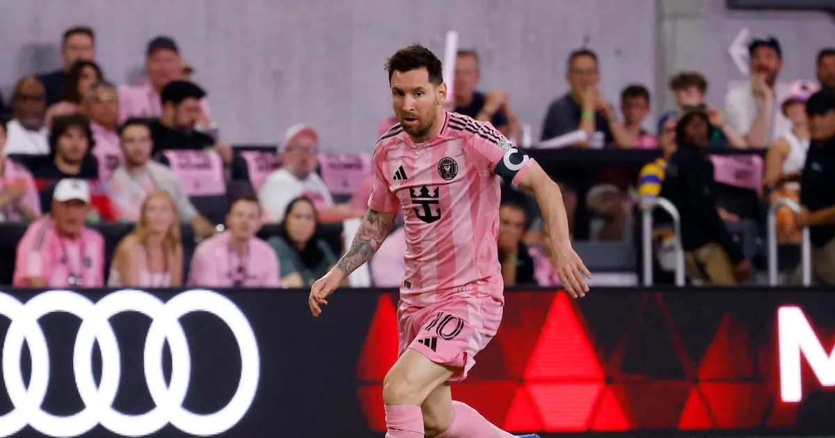 Lionel Messi brilla con un gol de cabeza en el estreno del estadio de Inter Miami