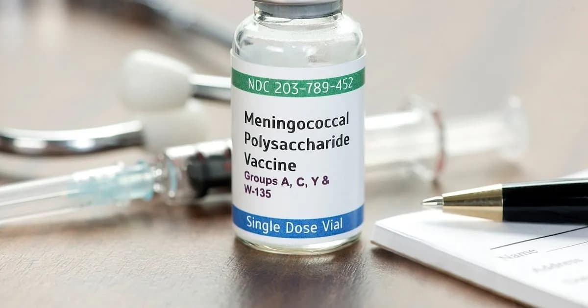 Reino Unido intensifica la vacunación contra la meningitis tras brote en Kent