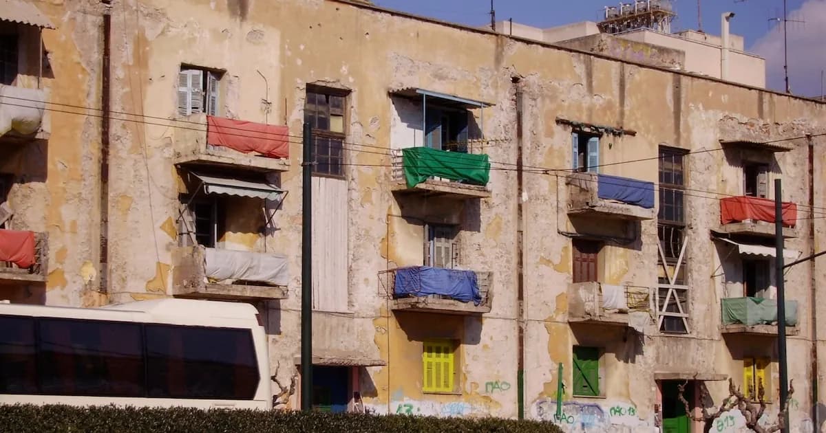 Prosfygika: Comunidad autogestionada en Atenas enfrenta inminente desalojo