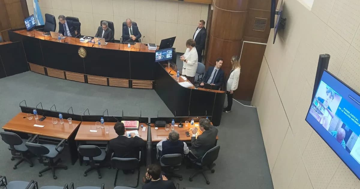 Inicio de Indagatorias en el Juicio por la Causa Cuadernos: Mario Rovella Testifica