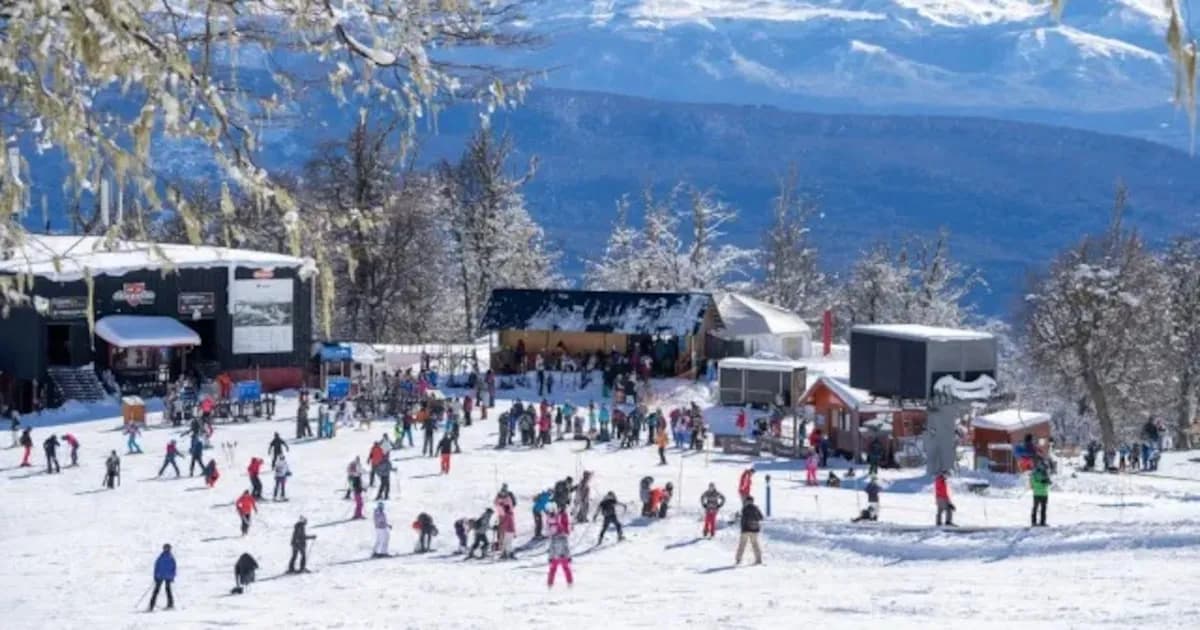 Conflicto en Chapelco: Comunidades Mapuches Frenan Obras Cruciales para la Temporada de Esquí