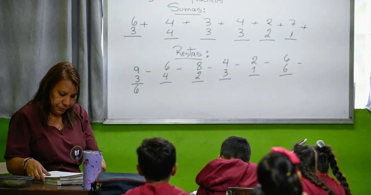 Gremios docentes de Buenos Aires rechazan oferta salarial y el inicio de clases está en riesgo