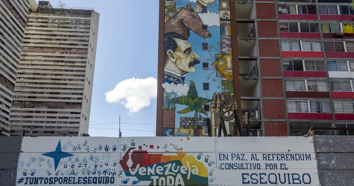 Tensión entre Guyana y Venezuela por el uso de un broche que incluye el Esequibo