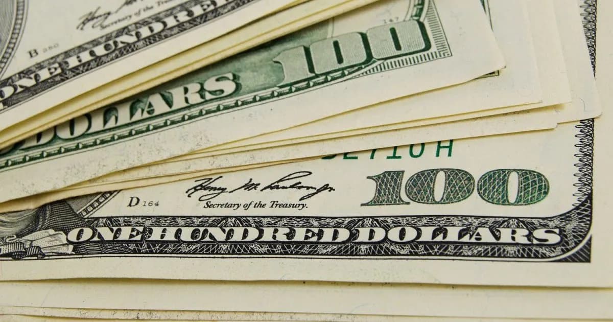 El dólar blue registra su segunda caída consecutiva, pero la brecha se amplía al 4%