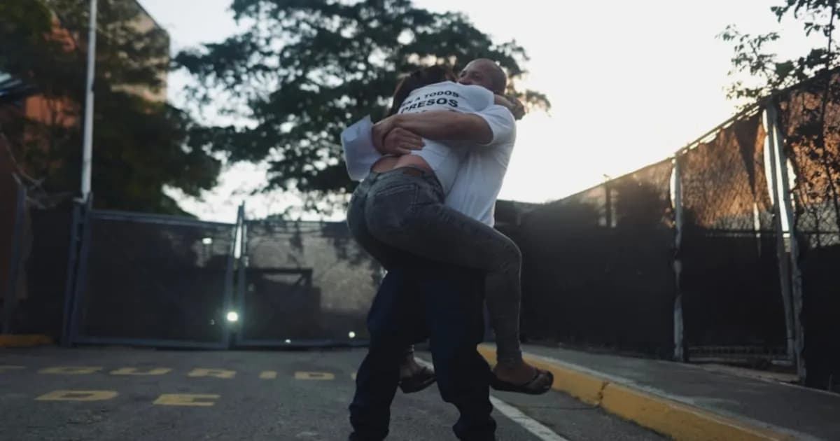 Venezuela libera a 30 prisioneros políticos tras la nueva ley de amnistía