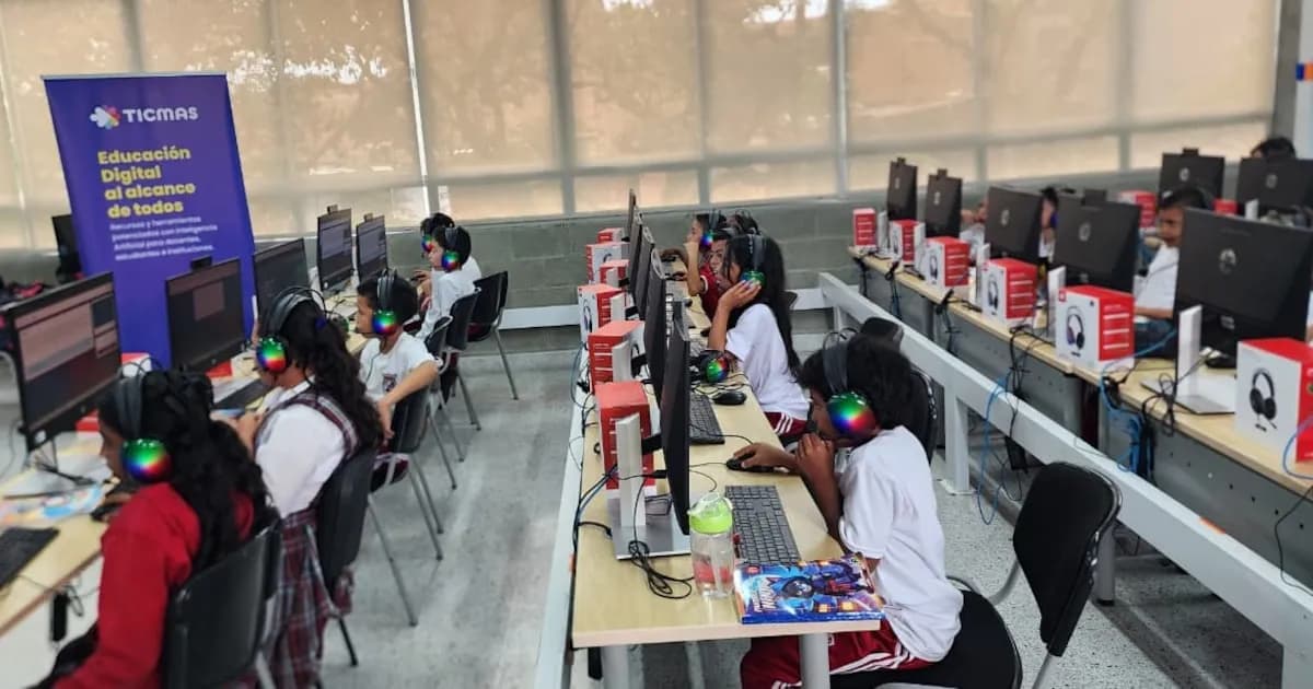 Itagüí lanza el programa “¡A leer en vivo!” para potenciar la lectura en estudiantes