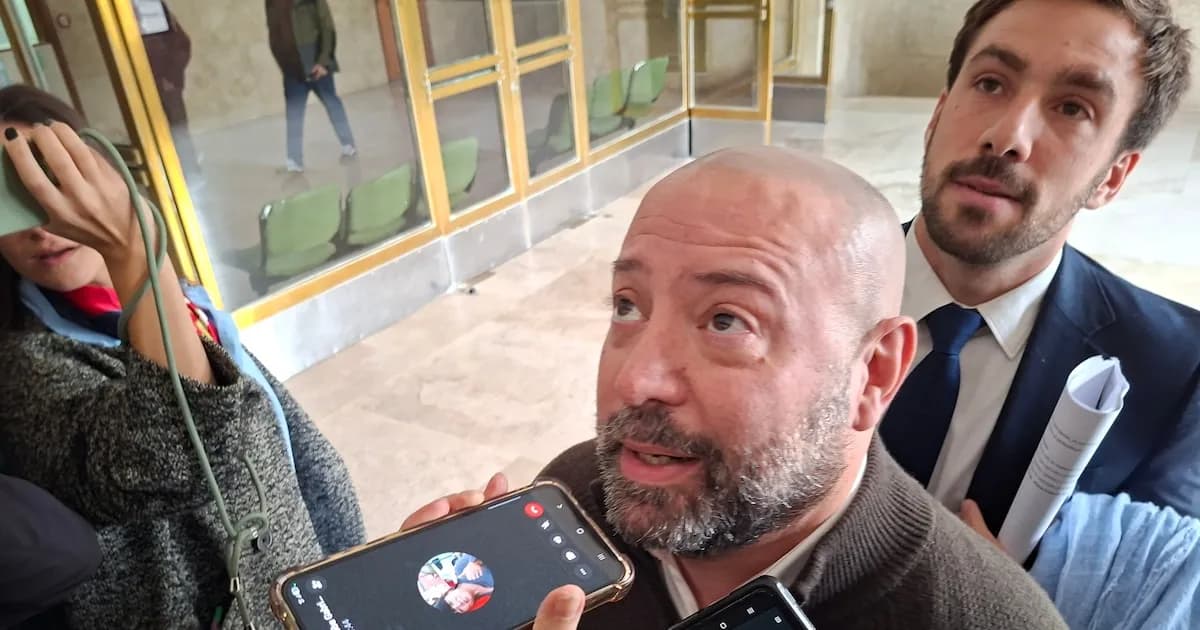 Reclaman comparecencia de Spagnuolo para verificar autenticidad de audios en caso de corrupción