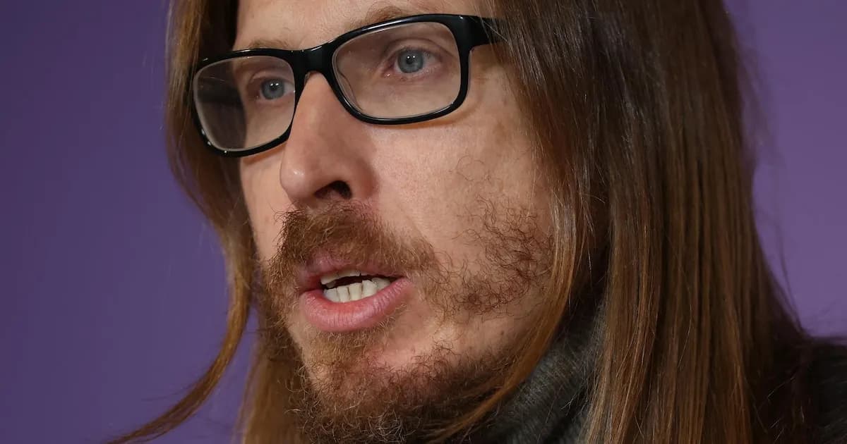 Podemos critica a Ayuso por su viaje a México y la acusa de dar 'vergüenza ajena'