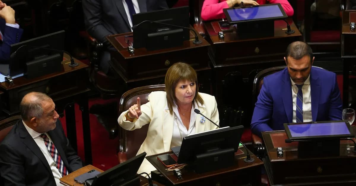 Bullrich busca calmar tensiones internas con Milei tras críticas sobre Adorni