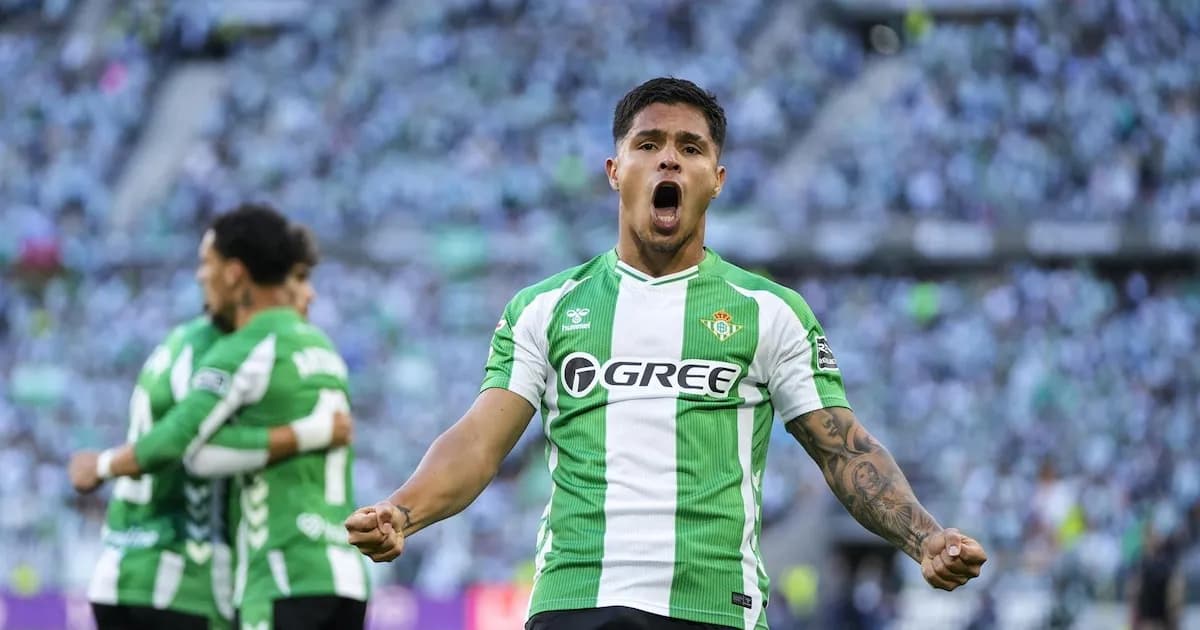 El Betis asegura su lugar en Champions mientras el Levante escapa del descenso