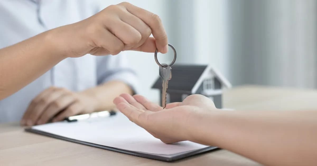 Desplome de créditos hipotecarios en Argentina: abril marca el nivel más bajo en 18 meses
