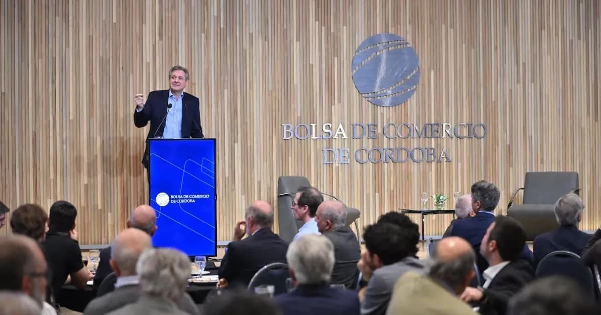 José Luis Daza asegura que la economía argentina comienza a reactivarse tras tocar fondo