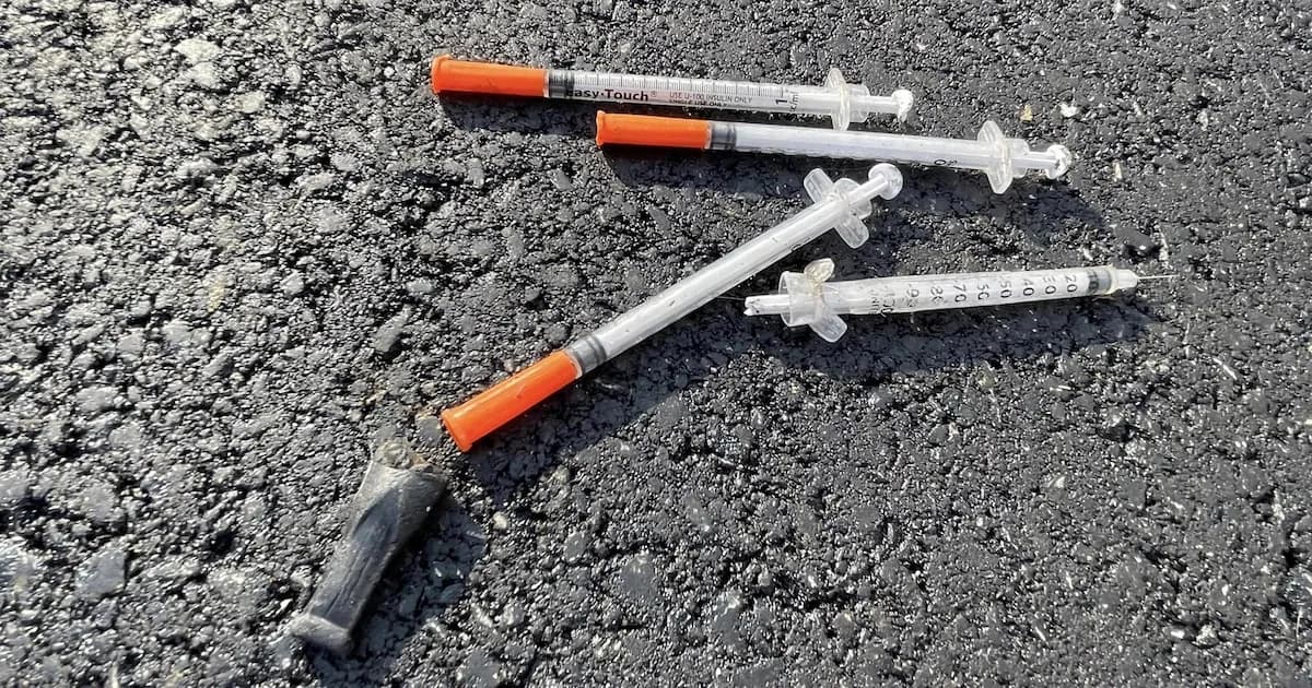 Disminuyen las muertes por sobredosis de drogas en EE. UU. por tercer año consecutivo
