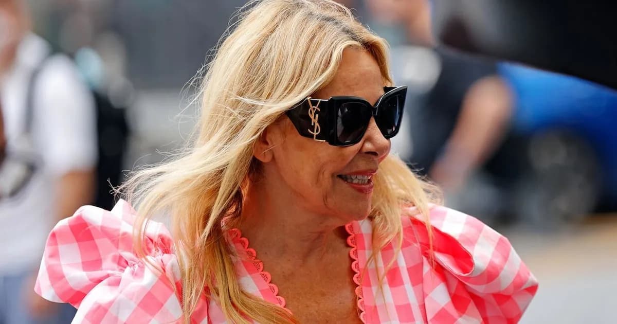 Ana Obregón insinúa un regreso a sus icónicos posados veraniegos tras la controversia