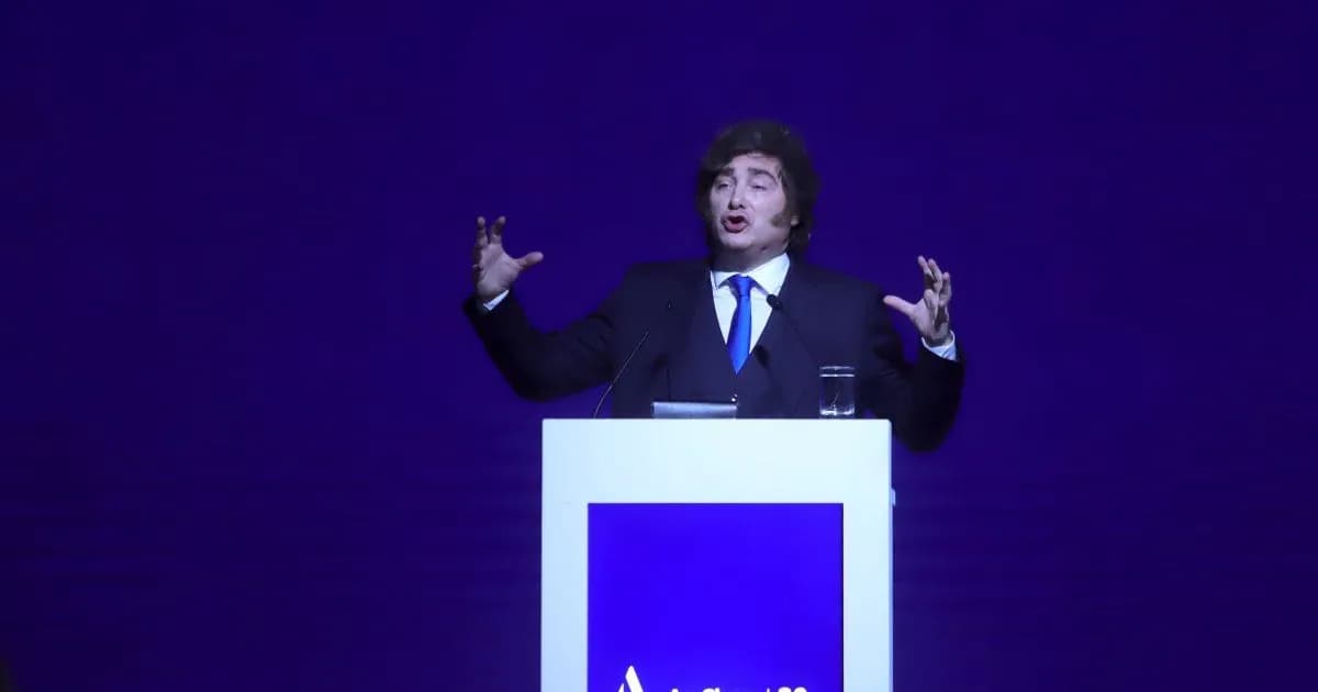 Javier Milei se prepara para charlas sobre economía y empleo esta semana