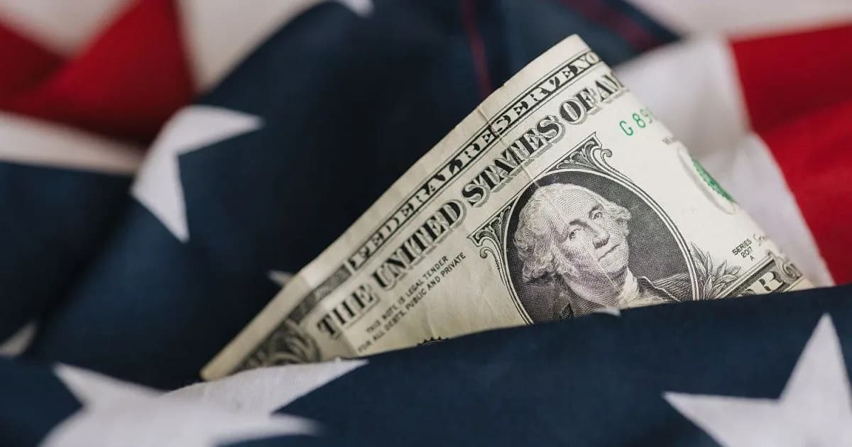 El Dólar Pierde Terreno como Reserva Global: ¿Un Cambio en el Orden Monetario?