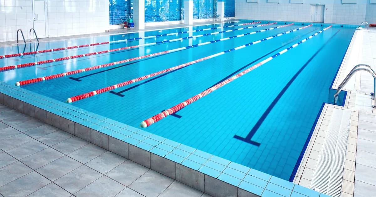 Indemnizan a joven tras accidente en clase de natación en Buenos Aires